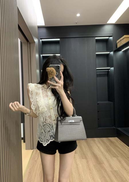 2026年10月10日入荷秋冬新作Chanelシャツ女性用フ...
