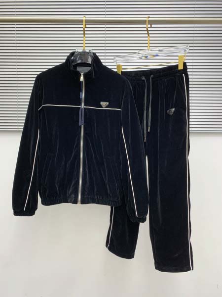 2026年10月12日秋冬新作Prada上下セット高品質人気...