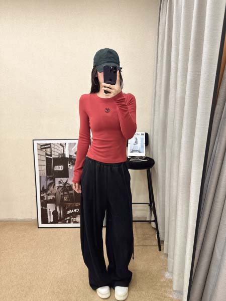 2026年10月14日入荷秋冬新作Chanel長袖女性用ファ...