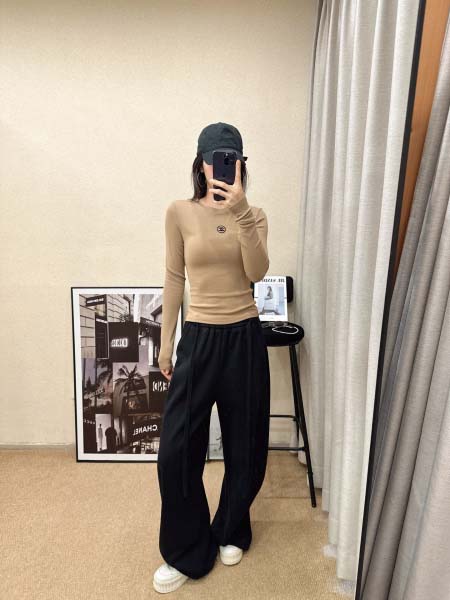 2026年10月14日入荷秋冬新作Chanel長袖女性用ファ...