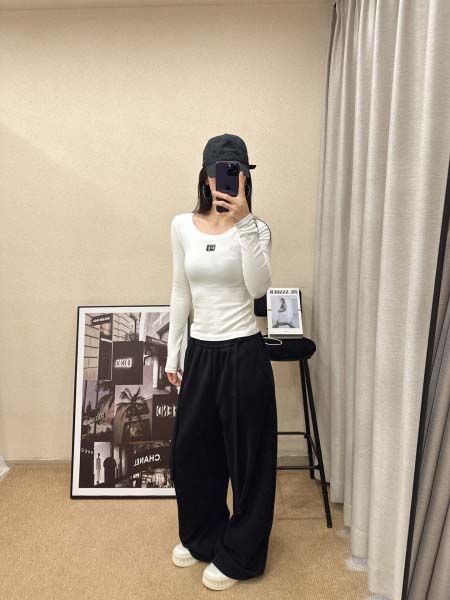 2026年10月14日入荷秋冬新作Chanel長袖女性用ファ...