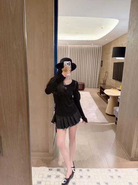 2026年10月14日入荷秋冬新作Chanelアンダーシャツ...