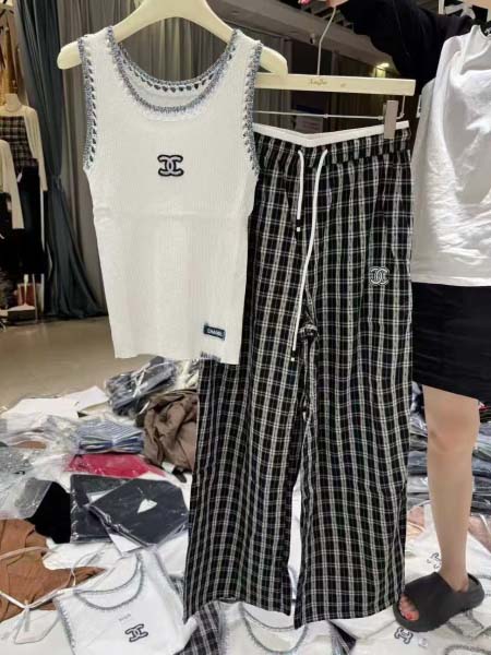 2026年10月14日入荷秋冬新作Chanelチョッキ+ズボ...