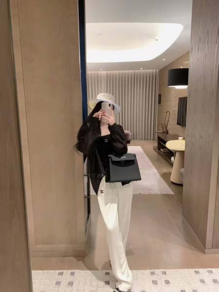 2026年10月15日入荷秋冬新作Chanelタンクトップ女...