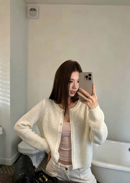 2026年10月15日入荷秋冬新作Chanel ニットカーデ...