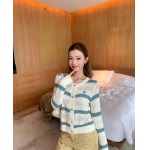 2026年10月15日入荷秋冬新作Chanel ニットカーディガン  女性用ファッション/誕生日プレゼント/贈り物 can工場