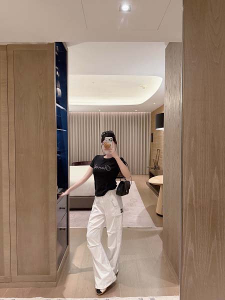 2026年10月15日入荷秋冬新作Chanel半袖 tシャツ...