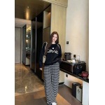 2026年10月15日入荷秋冬新作Chanel長袖女性用ファッション/誕生日プレゼント/贈り物 can工場