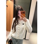 2026年10月15日入荷秋冬新作Chanel ニットカーディガン  女性用ファッション/誕生日プレゼント/贈り物 can工場