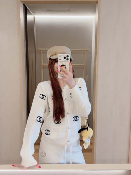 2026年10月15日入荷秋冬新作Chanelニットのセータ...