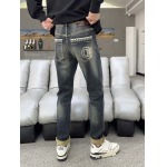 2026年10月16日入荷新作VALENTINOジーパン高品質超厳選★入手困難/KB工場