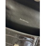 原版復刻人気新作 バレンシアガバッグ19x8x21cmC+工場★超厳選★入手困難な