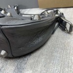 原版復刻人気新作 バレンシアガバッグ26X16X10CM C+工場★超厳選★入手困難な