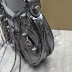 原版復刻人気新作 バレンシアガバッグ26X16X10CMC+工場★超厳選★入手困難な