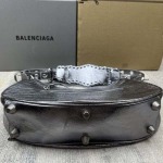 原版復刻人気新作 バレンシアガバッグ26X16X10CMC+工場★超厳選★入手困難な