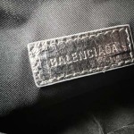 原版復刻人気新作 バレンシアガバッグ26X16X10CM C+工場★超厳選★入手困難な