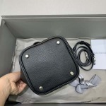原版復刻人気新作 バレンシアガバッグ15x15x15C+工場★超厳選★入手困難な