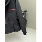 2026年10月27日入荷秋冬新作Pradaダウンジャケット高級品/誕生日プレゼント/KD工場