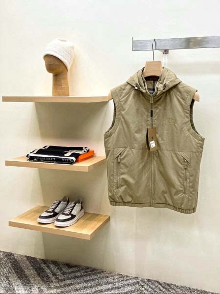 2026年10月28日入荷秋冬新作Burberryジャケット...